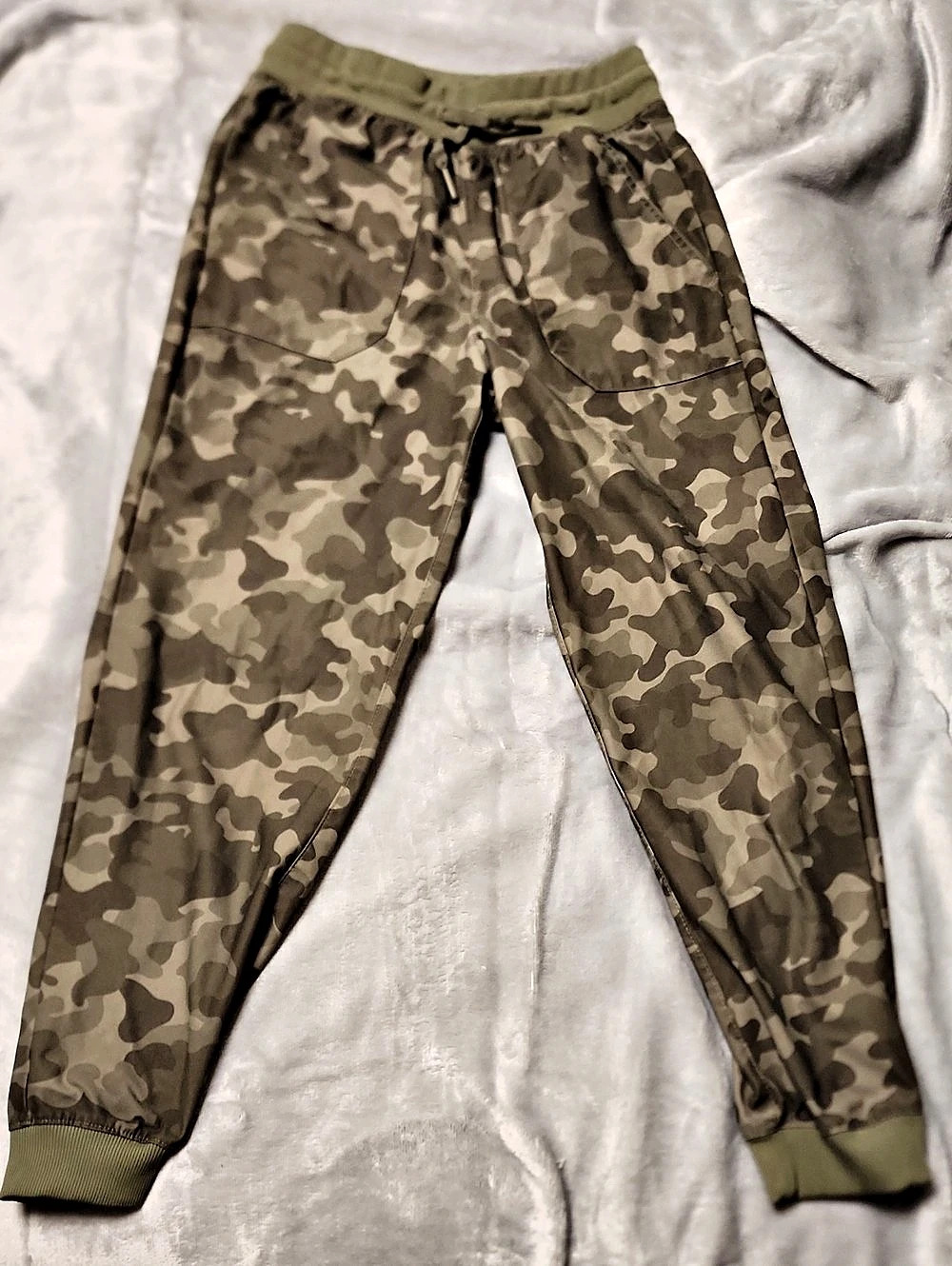 Wonder Nation Camo Jogger Pants in Green Size Large